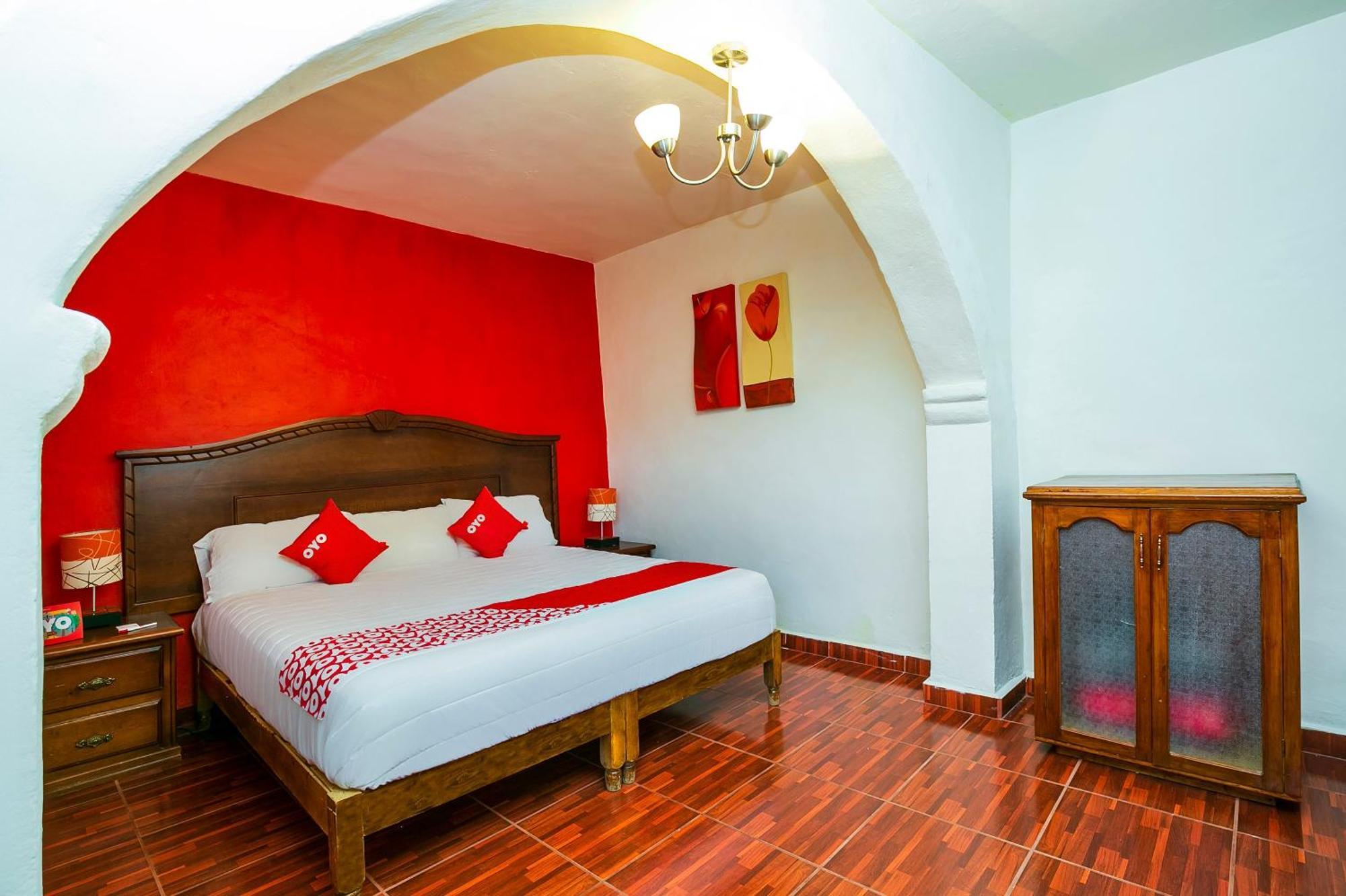 Oyo Posada De Los Angeles, Patzcuaro Ngoại thất bức ảnh