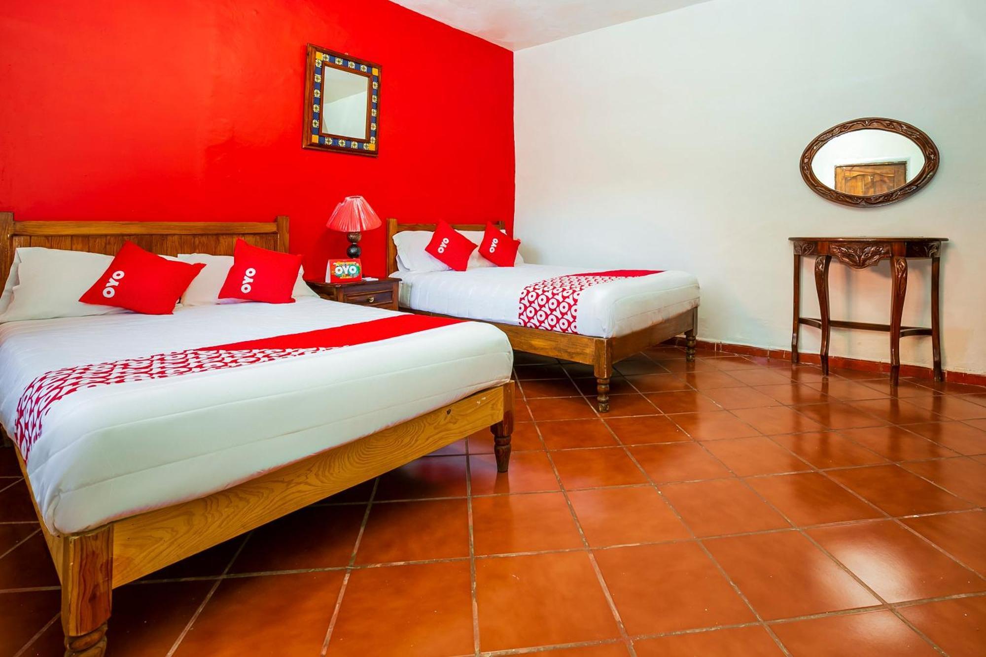 Oyo Posada De Los Angeles, Patzcuaro Ngoại thất bức ảnh