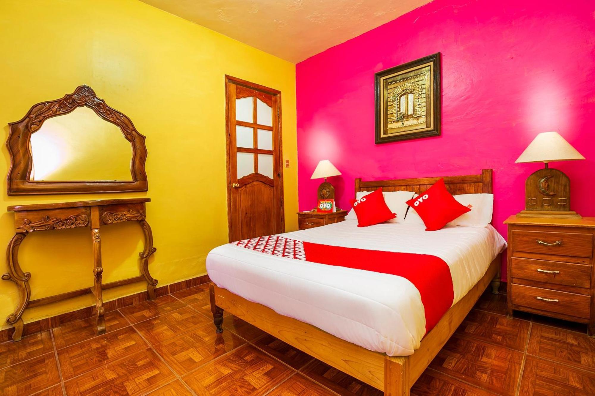 Oyo Posada De Los Angeles, Patzcuaro Ngoại thất bức ảnh