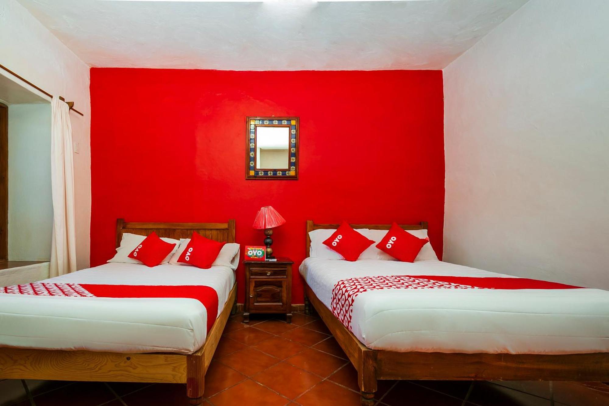 Oyo Posada De Los Angeles, Patzcuaro Ngoại thất bức ảnh