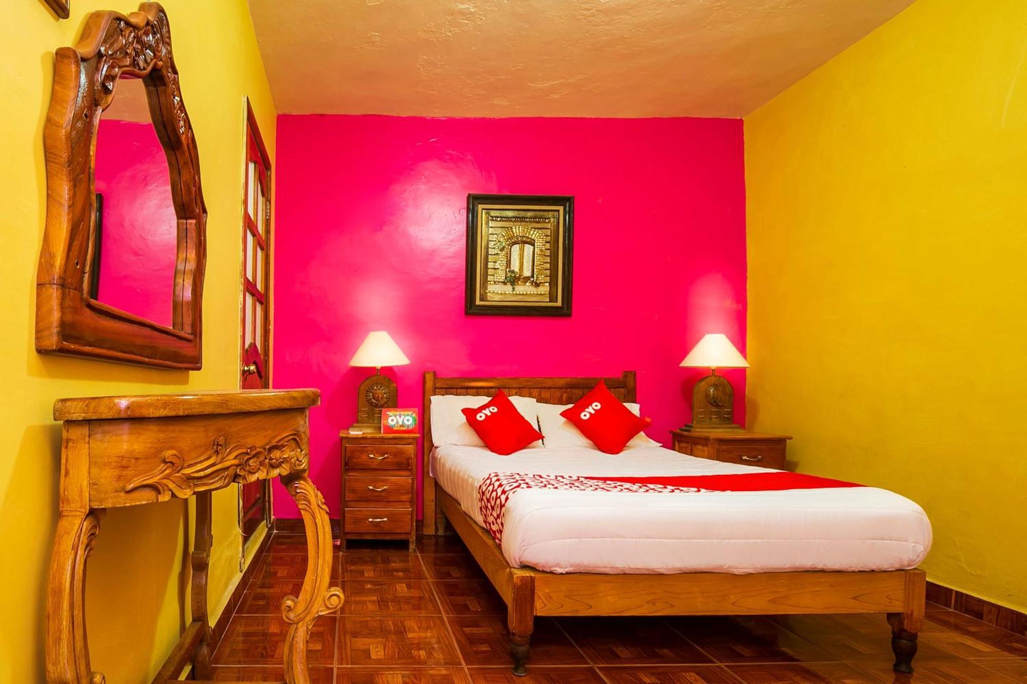 Oyo Posada De Los Angeles, Patzcuaro Ngoại thất bức ảnh
